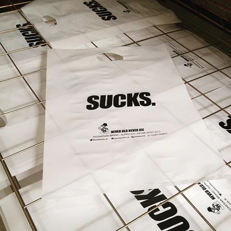 Sablon Plastik Plong HD ukuran 30x40 FREE DESIGN